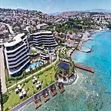 Reges a Luxury Collection Resort & Spa